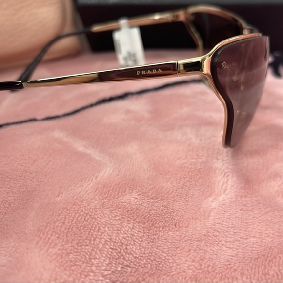 Prada’s Gold Butterfly Cat Eye Sunglasses SPR74V WITHOUT BOX - Picture 9 of 11